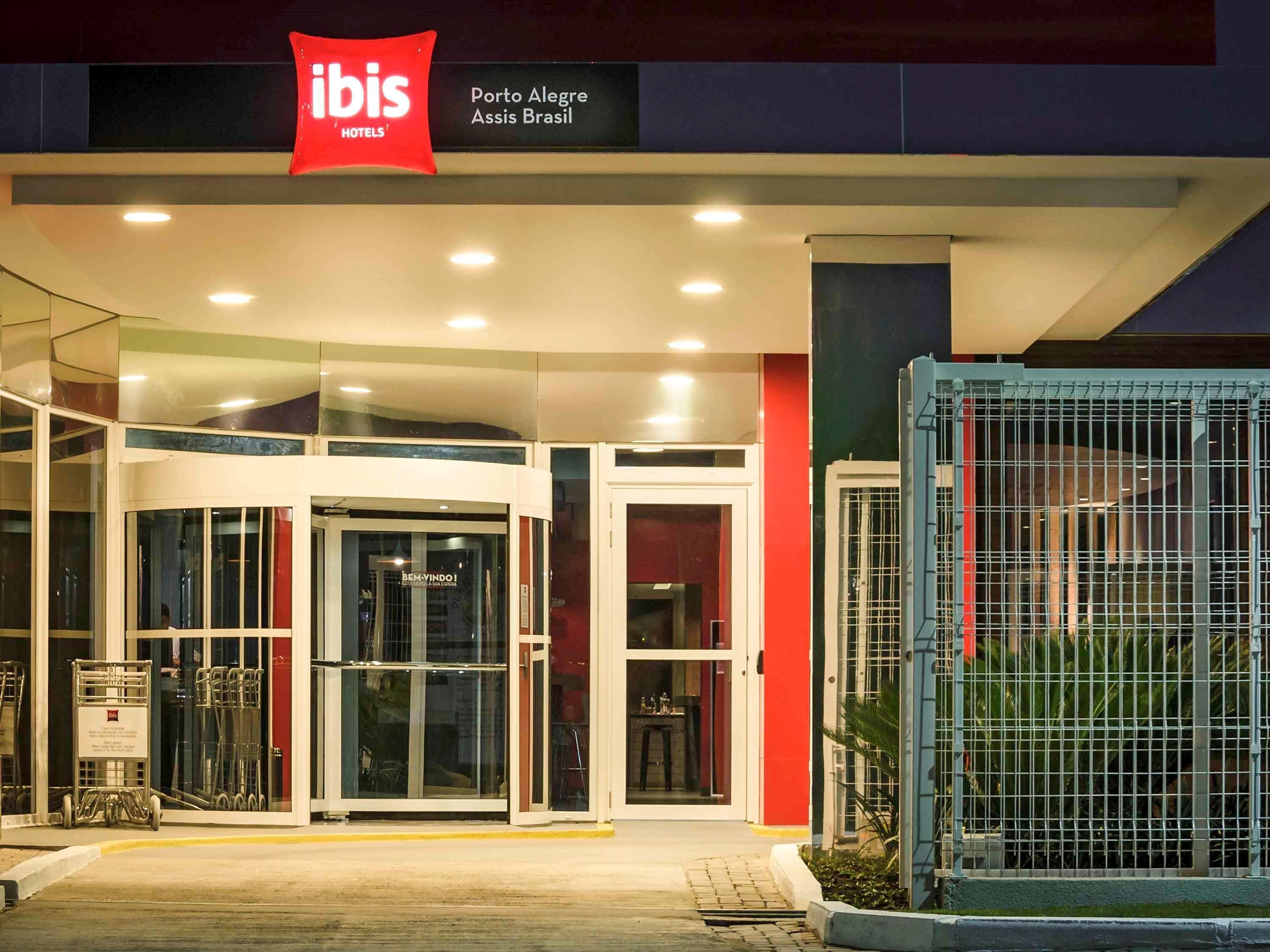 Готель Ibis Porto Alegre Assis Brasil Екстер'єр фото